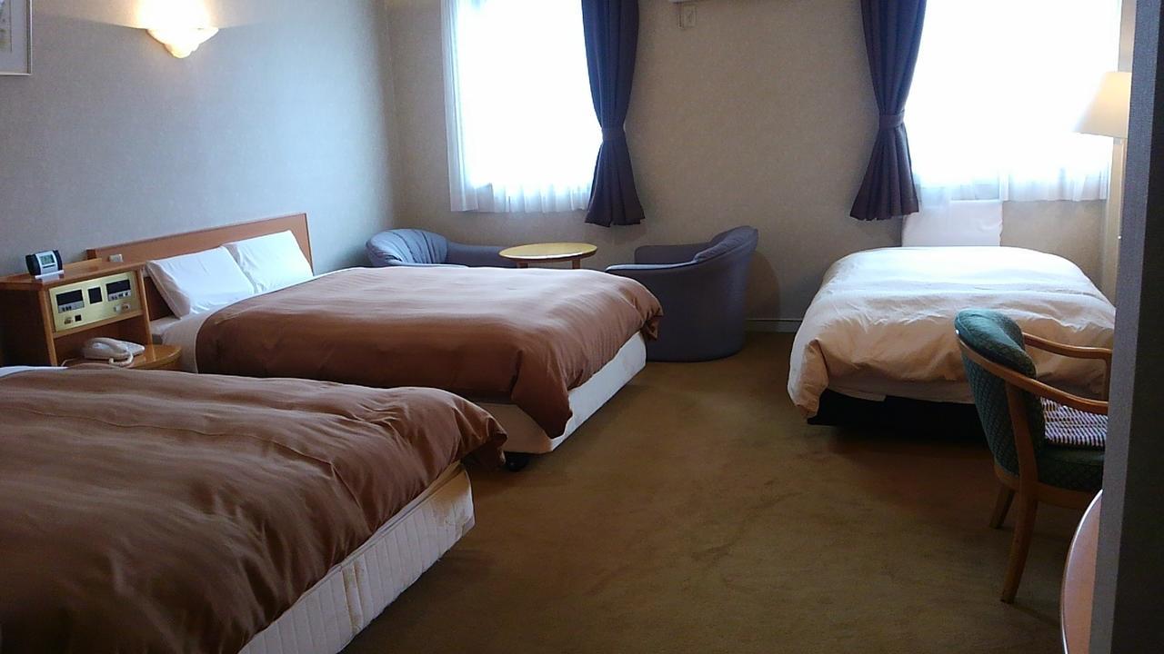 Hotel Hitachi Hills Eksteriør bilde