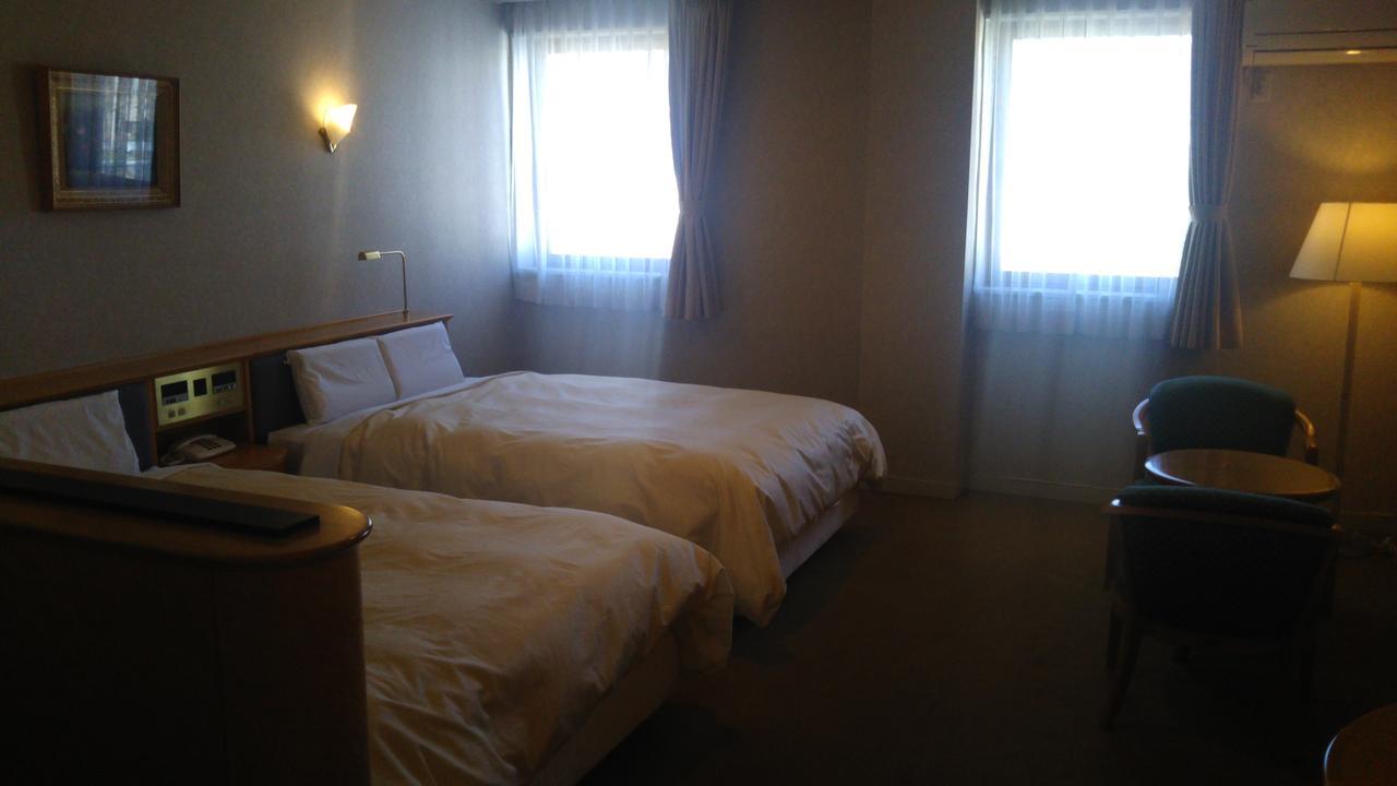 Hotel Hitachi Hills Eksteriør bilde